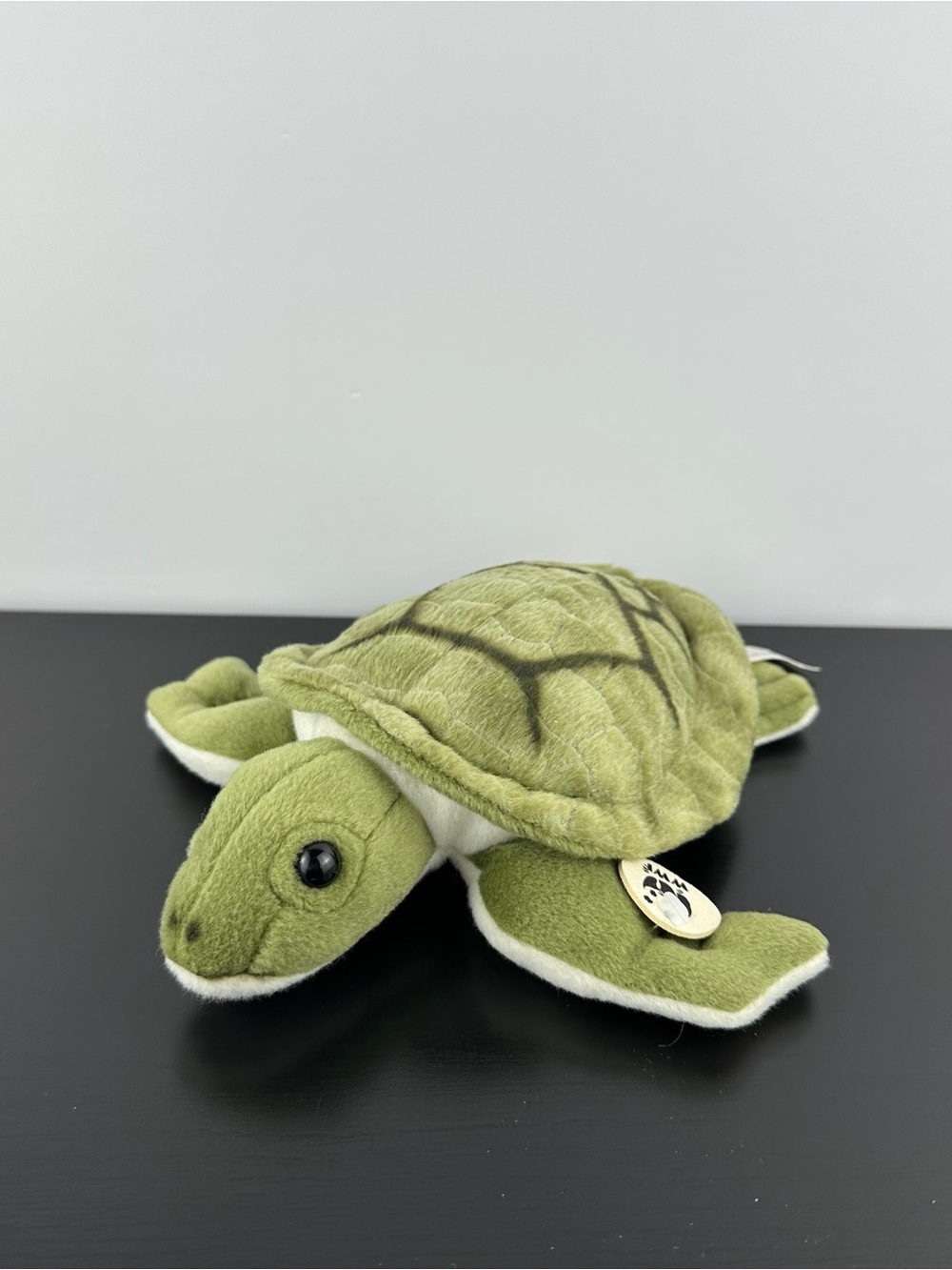 WWF World Wildlife Sea Turtle 8” Realistic Green White Black Plush 1986 Vintage